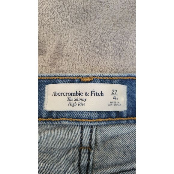 Abercrombie & Fitch The Skinny High Rise Jeans - Picture 3 of 4